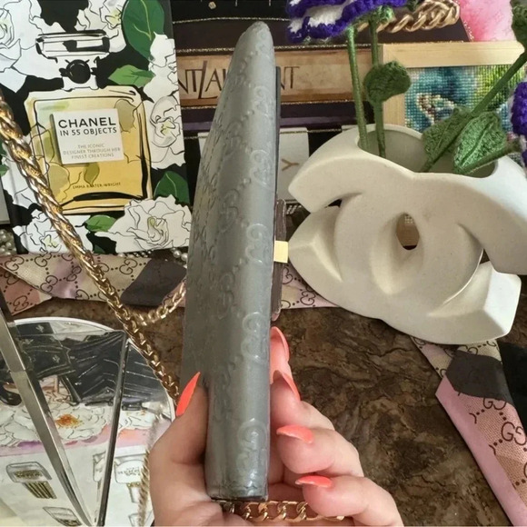 Gucci Pink and Gray Embossed Wallet - Picture 7 of 14